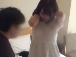 巨乳素人強引ナンパ！ホテルに連れ込み中出しまでｗの画像