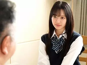 【JKレイプ】大雨で濡れ透けで帰った制服姿のロリ可愛い連れ子に変態義父が発情！無理やりエロ凌辱強姦で女子校生を近親相姦の画像