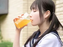 【JKレイプ】幼少期から発育待ち続けたロリ激カワ女子高生な姪っ子に睡眠薬盛り込み！無理やり鬼畜な近親相姦で昏睡レイプの画像