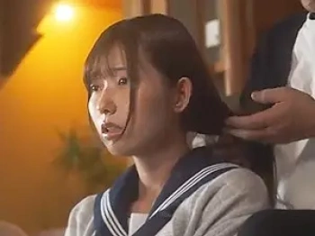 《逢沢みゆ/中出しレイプ》再婚相手の可愛い娘をモノにすべく媚薬を盛って性玩具のごとく犯しまくったの画像