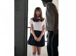 【JKレイプ】部屋が臭いと苦情を言いに来た隣の女子校生！逆上してゴミ部屋に引きずり込み完墜ちするまで凌辱して犯しまくるの画像