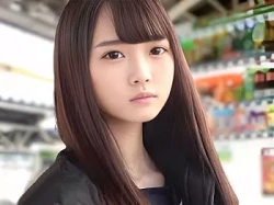 ＜電車痴漢＞エロ貧乳JKを狙うストーカー！パンチラ盗撮からの中出しレイプ…睡眠薬で昏睡したロリ美少女を夜這い強姦＜素人＞の画像