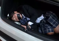 【キメセク×犯され美少女】清楚な女子高生が山奥に拉致され媚薬盛られて性玩具扱いされてガチ悶絶！の画像