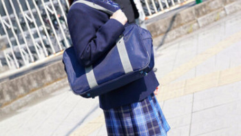 【JKレイプ】激キモ強姦魔のリモバ地獄に理性ぶっ壊されちゃった完全服従激カワ娘の潮吹きまんまんをタダ喰い！の画像