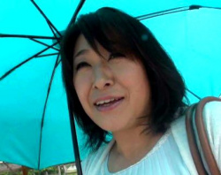 出会い系で知り合った年下の男とデートする五十路の普通のオバサンが卑猥すぎて…の画像