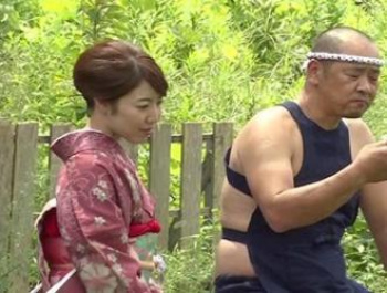 不倫人妻!不貞行為を犯した者は村の掟によって制裁がくわえられる卑劣なワイセツ行為…の画像