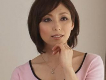 小柄で美尻がキュートな美熟女は職人の筋肉美に下半身を熱くさせる~白木優子~の画像