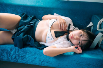 【画像】夏佳しおのグラビア画像80枚集めてみた！の画像