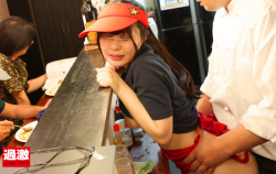 カレー屋バイト初日から店長の過激セクハラ…接客中なのにイカされまくりの激挿入で何度も絶頂しちゃうバイトっ娘の画像