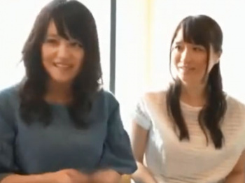 【巨乳】セレブビッチなママ友同士の素人妻2人と3P実施→当然のように種付け出来た件の画像