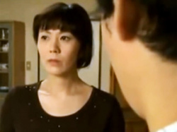 義母に肉体関係を迫り力ずくでネトラレレイプする義理の息子【レイプ】の画像
