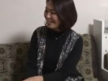 油断しきった熟女妻マンコに若いザーメン種付け！【素人】の画像