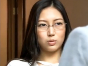 「アナタごめんなさい‥」病弱な旦那のせいで欲求不満の美奥さんが義父と禁断パコ【人妻】の画像