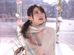 綺麗系若奥様エロトラックでイキ狂う！初対面チンポにまさかの絶頂で幸せな表情【中出し】の画像