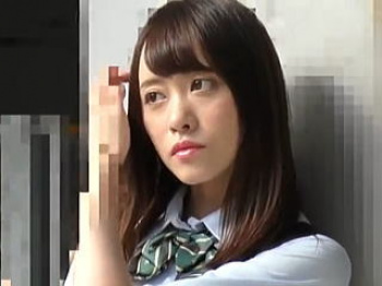 【盗撮動画】痴漢魔たちの手マンや生チンポに夢中になって感じてる淫らな女子校生たち♪の画像