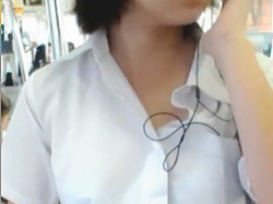 【盗撮動画】夏の制服女子校生の汗ばむブラ透けはいくつになってもチンコを奮い勃たせる件♪の画像