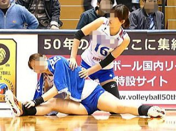 【盗撮動画】本格的なエロ要素はないのにカメコたちの餌食になってる女子バレーボール選手♪の画像