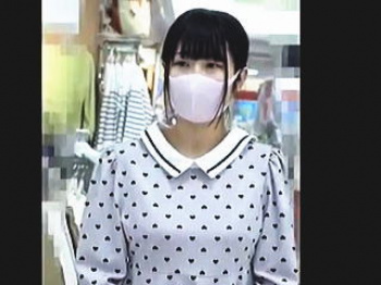 【盗撮動画】今春Ｋを卒業したショップ店員さんの穢れしらずの純白パンティにフル勃起必死♪の画像