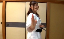 乳首に道着が擦れるだけで濡れちゃう…ドMの巨乳空手女子が乳首イキの画像