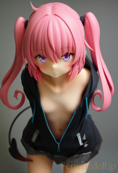 ToLOVEる ナナのフィギュア風AIエロ画像の画像