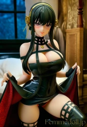 【SPY×FAMILY】ヨル黒ドレスの爆乳が誘惑でプルプル露わに【エロCG42枚】の画像