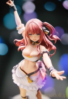【オリジナル】アイドルの爆乳がダンスで揺れ視線釘付けに【フィギュア風CG30枚】の画像