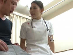 【看護婦】誰に対しても誠実な看護師だと思っていたのに…若チンポにはサービス満点なドエロだったｗの画像