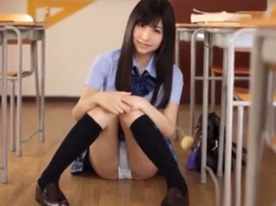 【顔射】制服姿の美少女JKが思春期の淫乱男達からチンポ挿入されて連続アクメの画像