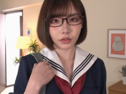 【女子校生】「ベッドでしよっ」真面目そうな見た目とは裏腹に彼女の妹がドエッチな女の子すぎてNTRの画像