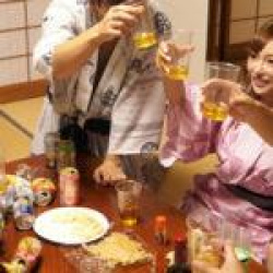 元ビッチだった彼女が慰安旅行で乱交ハメ外し【乱交】の画像