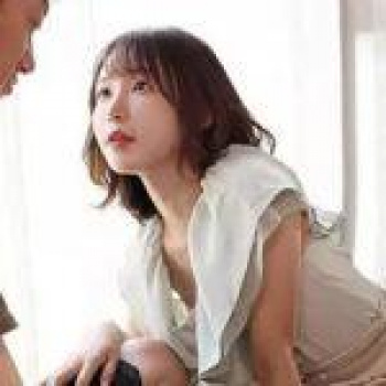 結婚を控えた幼馴染の男子を誘惑して欲求不満な女の子プレイ【幼なじみ】の画像