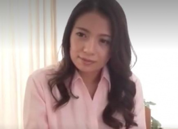 【女教師×生徒】両親不在の生徒の自宅で生徒の勉強集中の為に性教育の画像