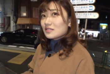 【小梅えな】巨乳の人妻がエロSEXの画像