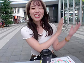 【素人企画】美人JDがエロ交尾！ブーツ着エロ電マ調教でアクメ！コスパコ着衣ハメえちっくす！ の画像