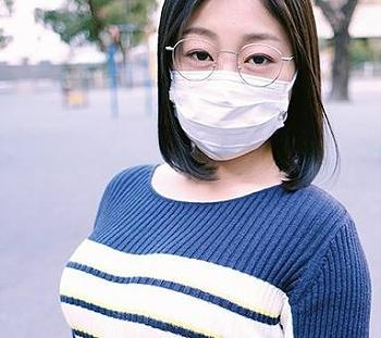[人妻]［熟女×ぽっちゃり］発情したエロティックな姿で精液に汚れることに興奮し、射精を待ち望んでしまうの画像