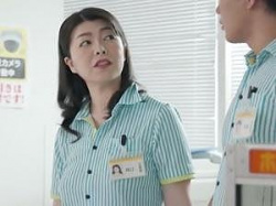 [ぽっちゃり]「誰も来ないし…シちゃう？」パートおばさん＆バイト青年のただれた下半身事情！！勤務中にも関わらず互いの性器を刺激し合い…の画像