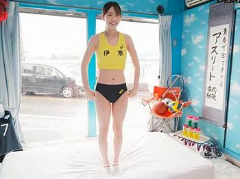 [宇野みれい]【JKレイプ】ゴミ屋敷に住む引きこもり男にロリ巨乳女子高生が監禁！陵辱強姦されてスクール水着姿で拘束されるエロ性奴隷扱いの画像