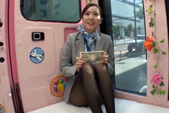 性欲強め！謝礼の誘惑に股を開くスタイル抜群の美人CA…パンスト破いて生チンポ挿入の快感堕ち❤の画像