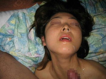 
				石亀広大 より 嫌がる彼女に強引にザーメンぶっかけたぞぉーｗｗｗAV顔負けの大量顔射だぁーｗｗｗ へのコメント				の画像