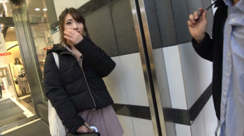 福岡の激カワ素人JDガチナンパしてホテル行ってきたぞぉーｗｗｗメリハリあるエッチな体にオチンチン突挿してピンクマンコに中出ししちゃったよぉーｗｗｗの画像