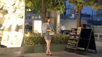 巨乳おっぱいと唇がドスケベすぎる超絶美女のラウンジガールがガチすぎたぁーｗｗｗ痙攣潮吹き絶頂イキまくる濃厚セックスヤバぁーｗｗｗの画像