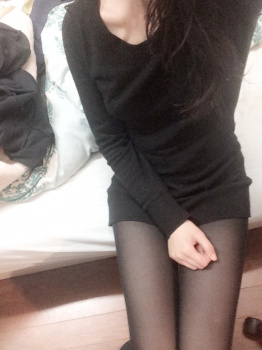 スタイル抜群でエッチな女教師！！！お高く止まってモテないけど、自撮り写メを公開するのが趣味ですｗｗｗｗの画像