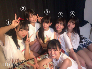 このJK集団にお泊り会に誘われたら何番の美少女とエッチしたい？？？？？？？の画像
