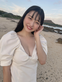 ムチムチ巨乳おっぱいとスレンダー貧乳おっぱい、連れて歩きたいのはどっち？？？？？？？？？？？？の画像