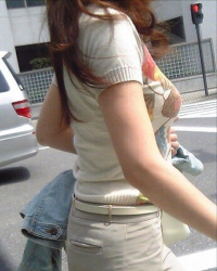 暴力的な巨乳してるお姉さんを街撮りした着衣おっぱい画像ｗｗｗｗｗｗｗｗの画像