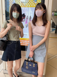 この素人女子大生の陰毛がはみ出てるエロ画像見たい？？？？？？？？？？？？？？の画像