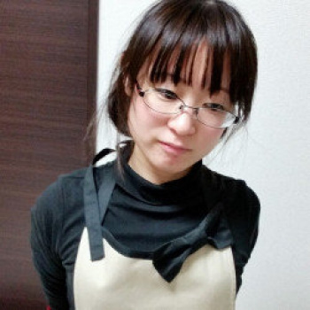 【素人エロ画像】地味な陰キャ妻を顔出しでネットに晒した夫の画像