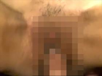 【無修正・個人撮影】挿入部接写映像がドエロい!白濁のマン汁がチ〇コに絡みつく不倫カップル投稿映像の画像