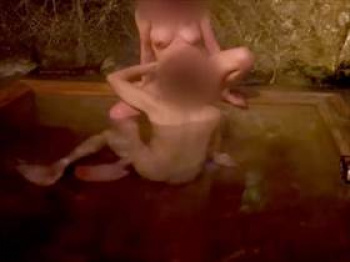 【個人撮影】初めての不倫旅行を堪能するカップルさん!露天風呂での性行為が生々しい素人投稿映像!の画像
