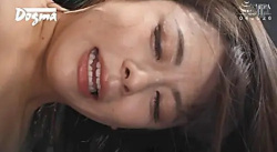 達磨縛りで吊るされる美女 岬あずさ【GIF13枚】の画像